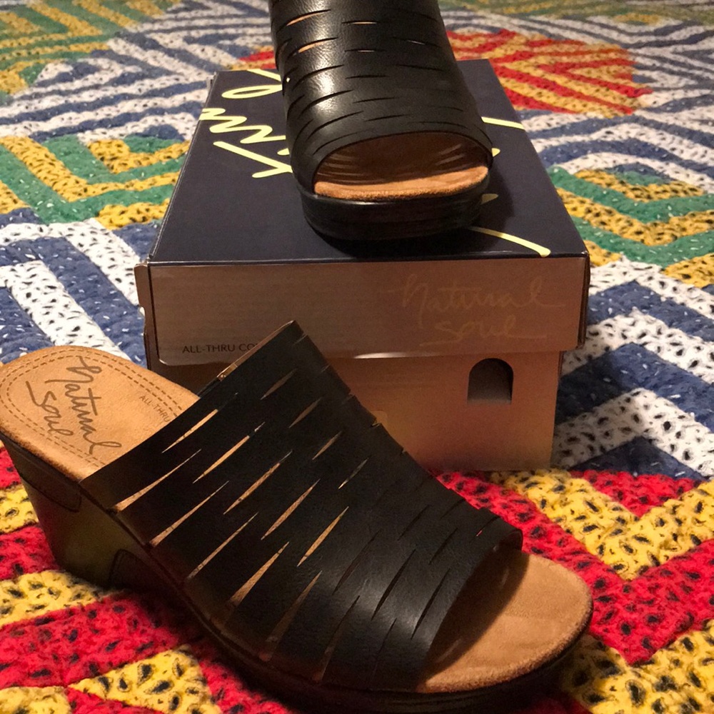 Brand New Natural Soul wedges